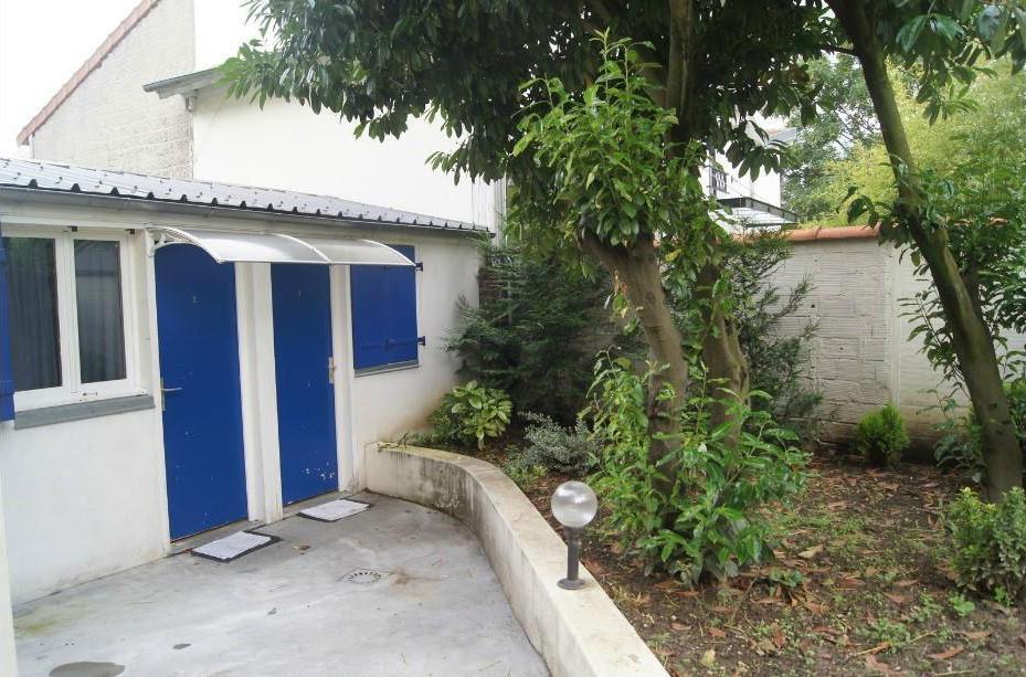 Hébergement Adamville
